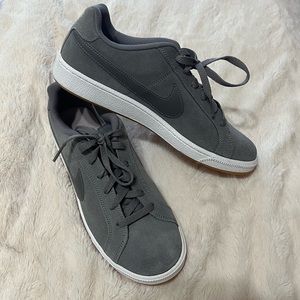Nike Court Royale gray suede sneakers - size 9.5